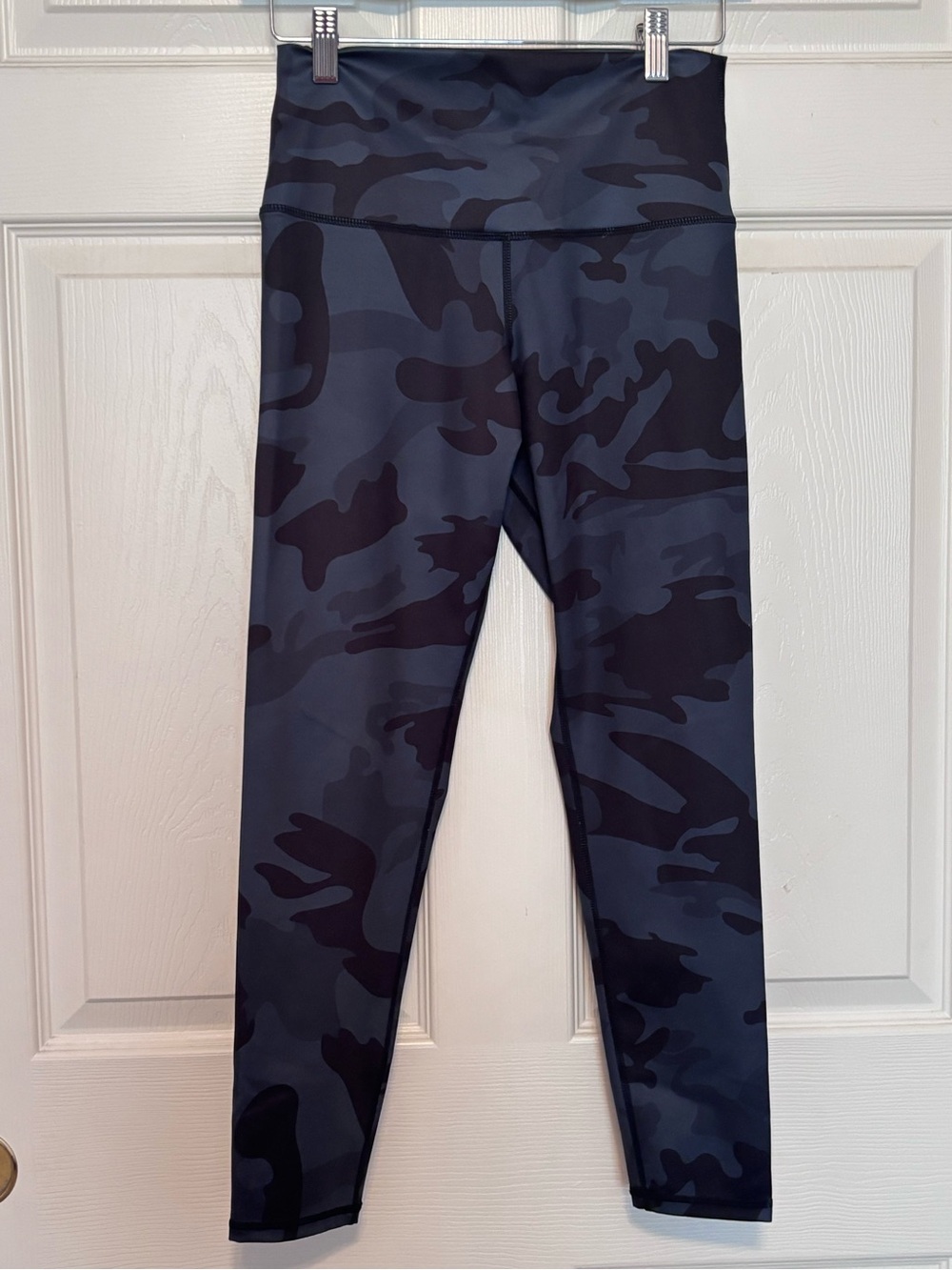 lululemon athletica Dark Gray & Black Camo Leggings